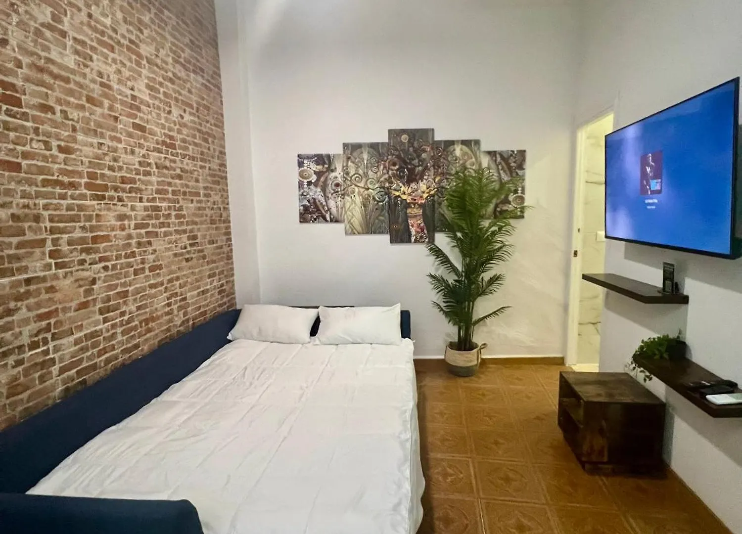 Casa Naty, Espacioso Renovado Apartamento En El Centro De Malaga Apartment